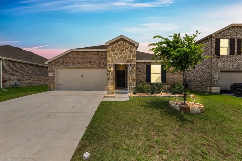 16016 Wanderer Lane Haslet, TX 76052