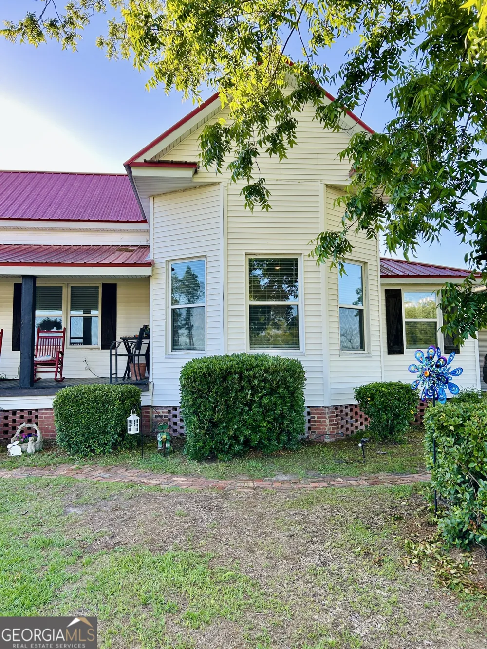 5065 Ten Mile RD Baxley, GA 31513