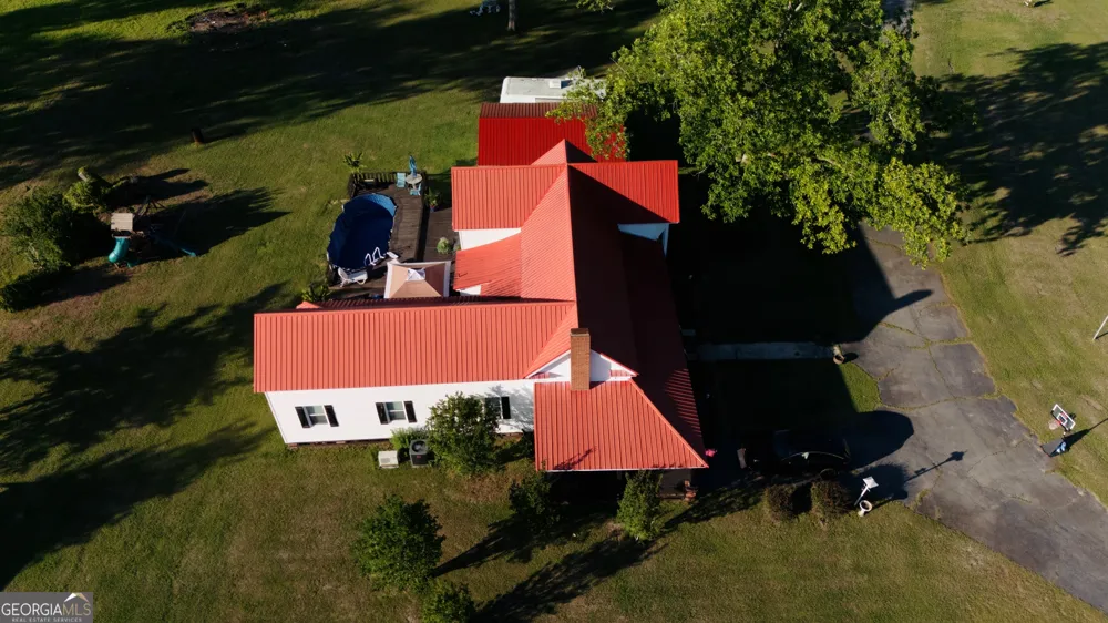 5065 Ten Mile RD Baxley, GA 31513