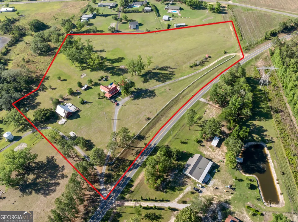 5065 Ten Mile RD Baxley, GA 31513