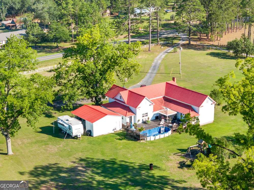 5065 Ten Mile RD Baxley, GA 31513