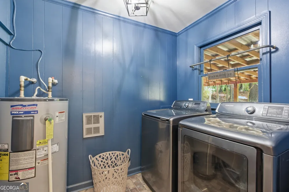 4670 Highway 123 Toccoa, GA 30577
