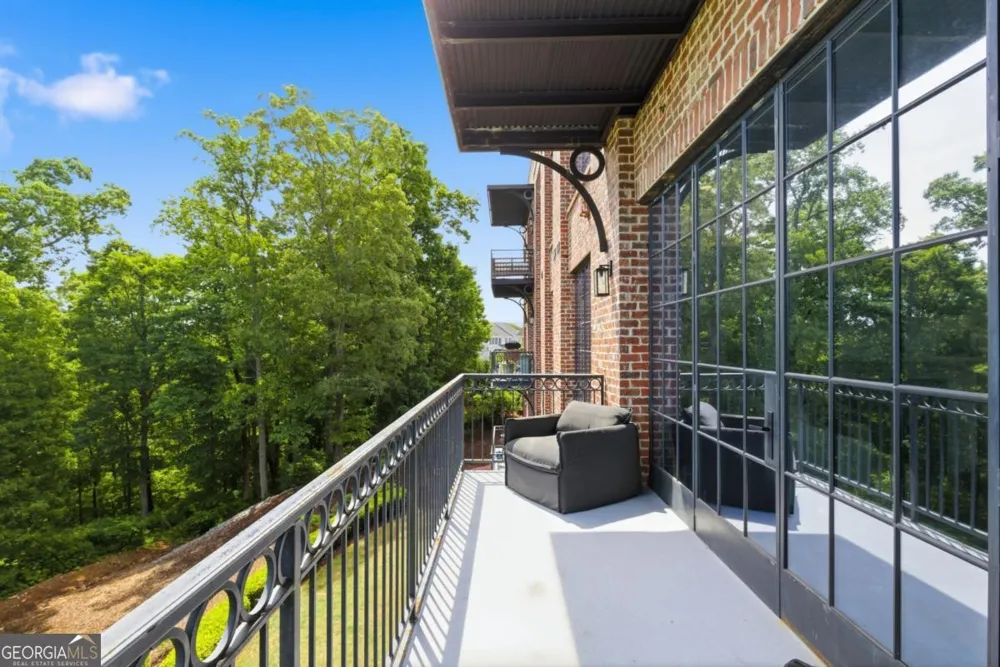 220 Vickery Falls DR Roswell, GA 30075
