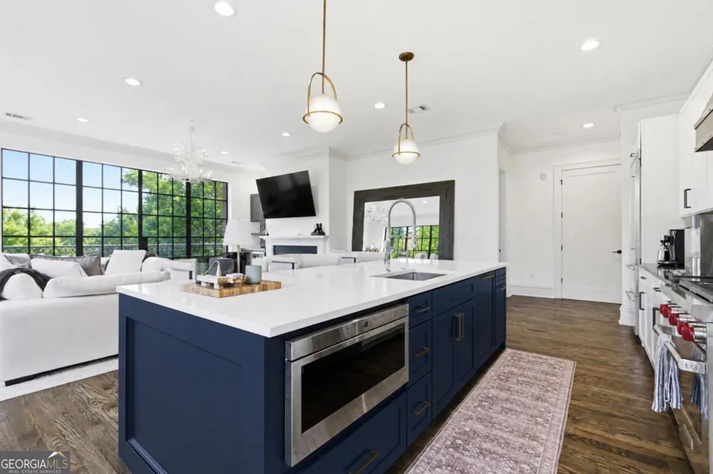 220 Vickery Falls DR Roswell, GA 30075