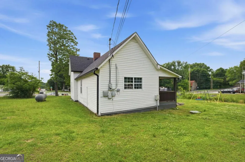 400 Sam Love RD Rocky Face, GA 30740
