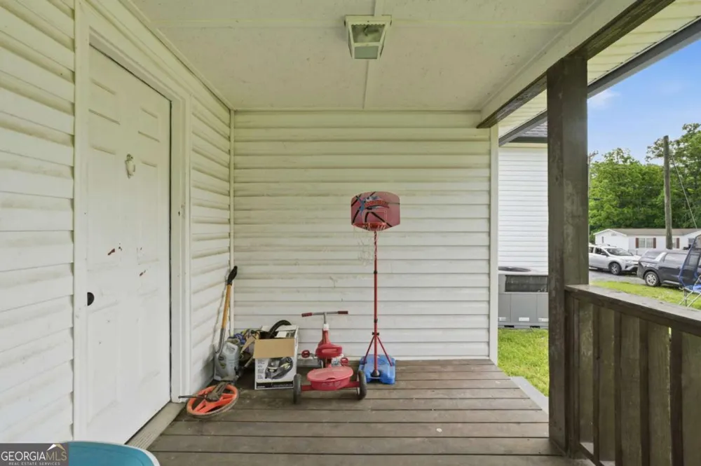400 Sam Love RD Rocky Face, GA 30740