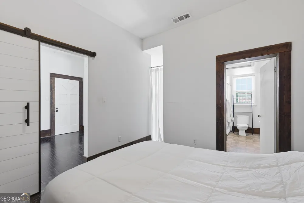 219 Abercorn ST Savannah, GA 31401