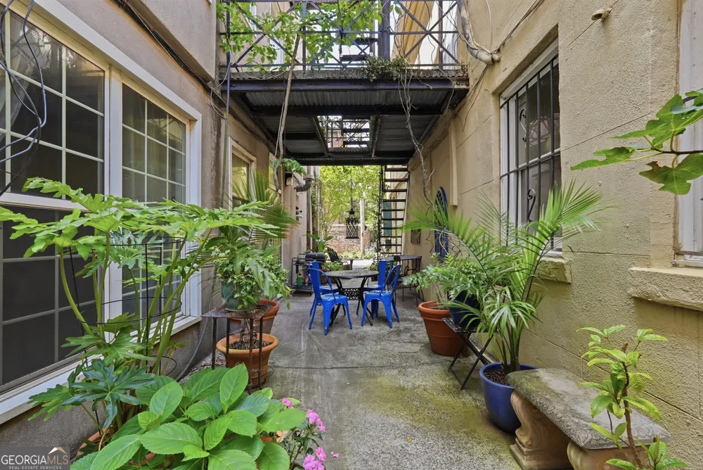 219 Abercorn ST Savannah, GA 31401