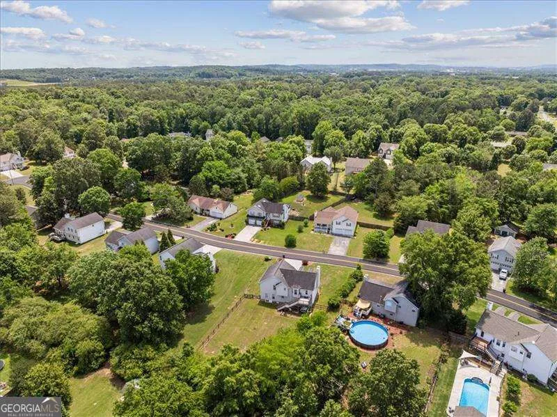 143 Honeysuckle DR SE Calhoun, GA 30701