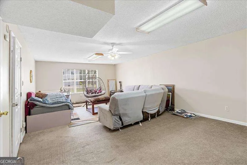 143 Honeysuckle DR SE Calhoun, GA 30701