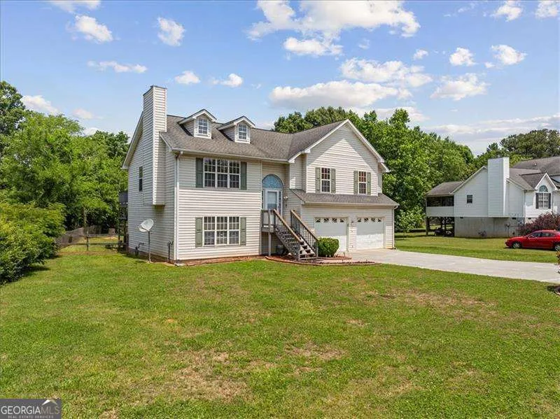 143 Honeysuckle DR SE Calhoun, GA 30701