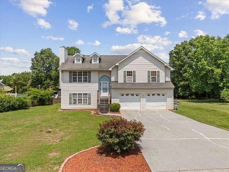 143 Honeysuckle DR SE Calhoun, GA 30701