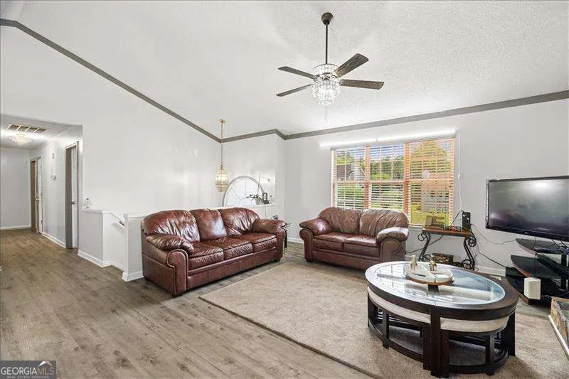 143 Honeysuckle DR SE Calhoun, GA 30701