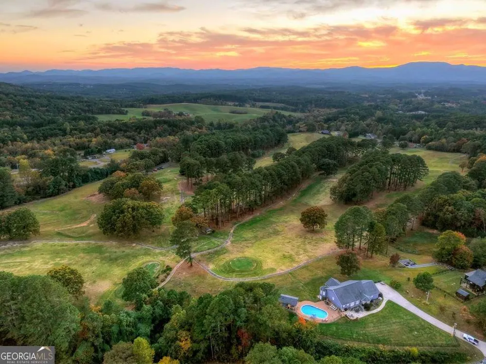 334 Belaire DR Copperhill, TN 37317
