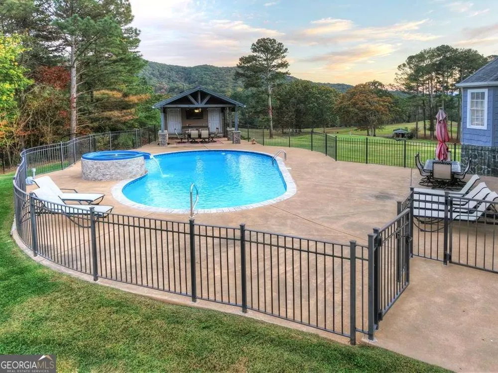 334 Belaire DR Copperhill, TN 37317