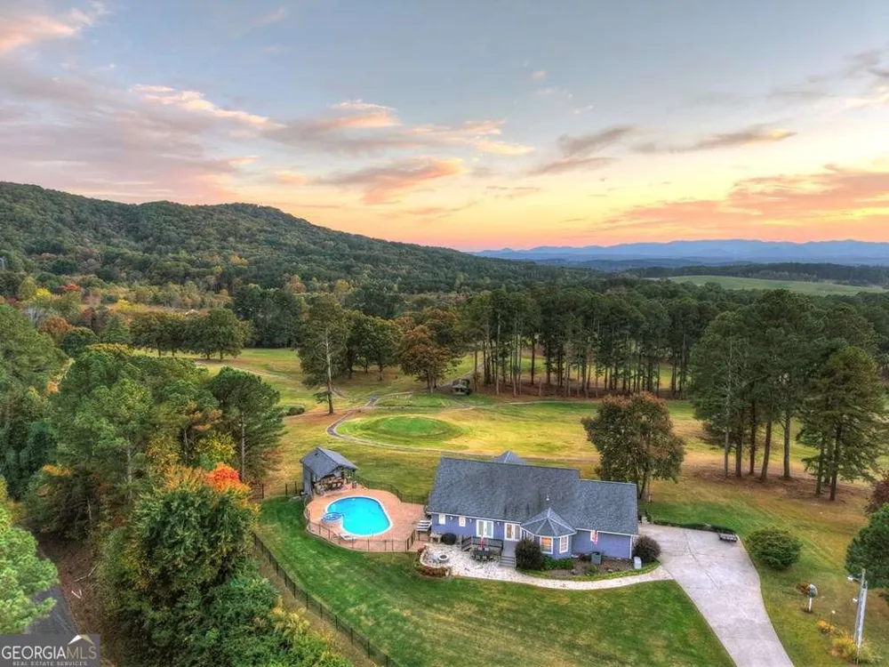 334 Belaire DR Copperhill, TN 37317