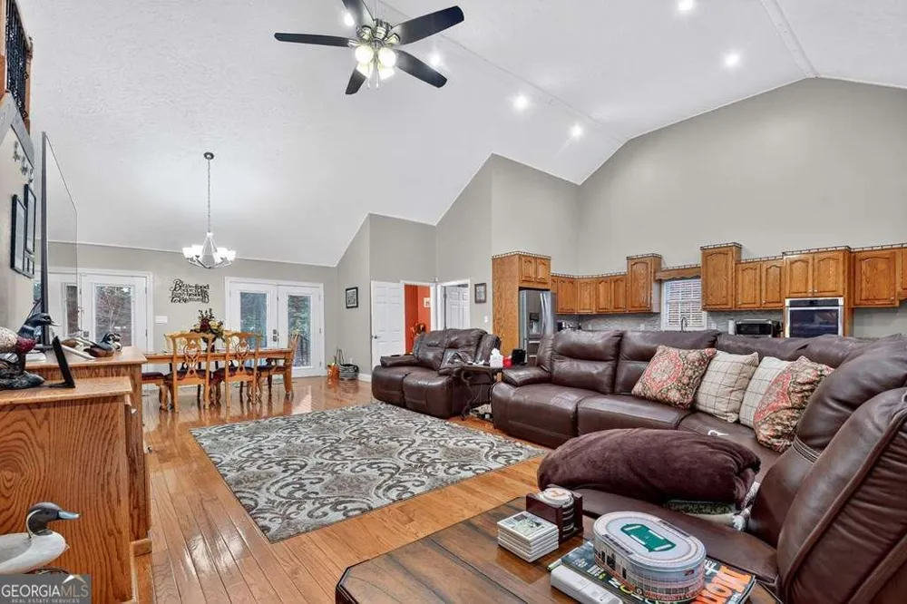 334 Belaire DR Copperhill, TN 37317