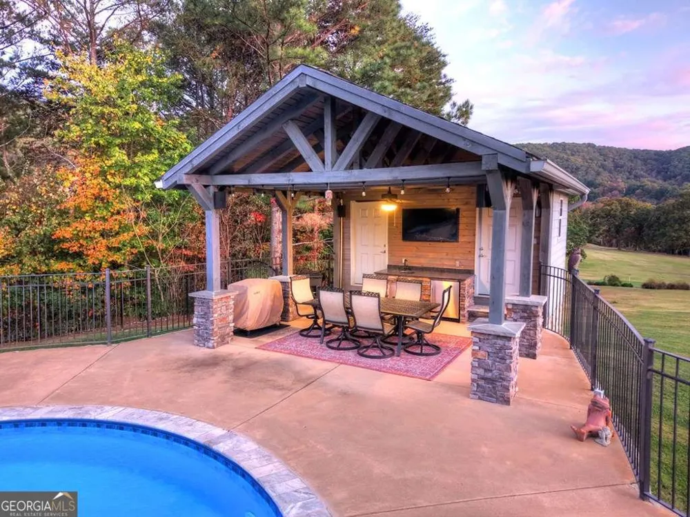 334 Belaire DR Copperhill, TN 37317