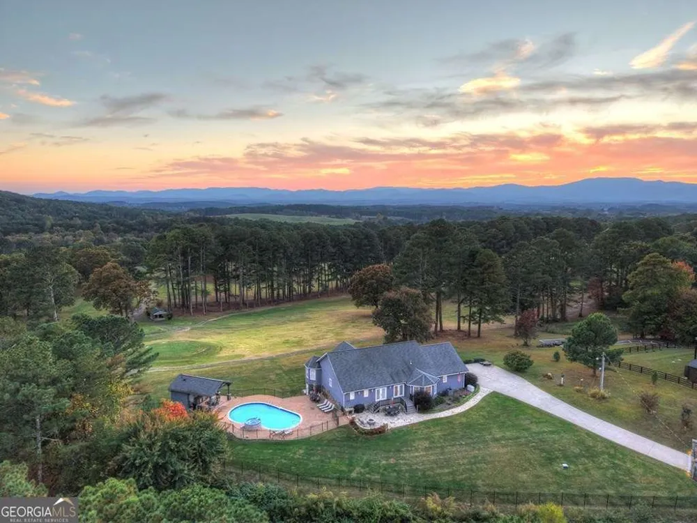 334 Belaire DR Copperhill, TN 37317