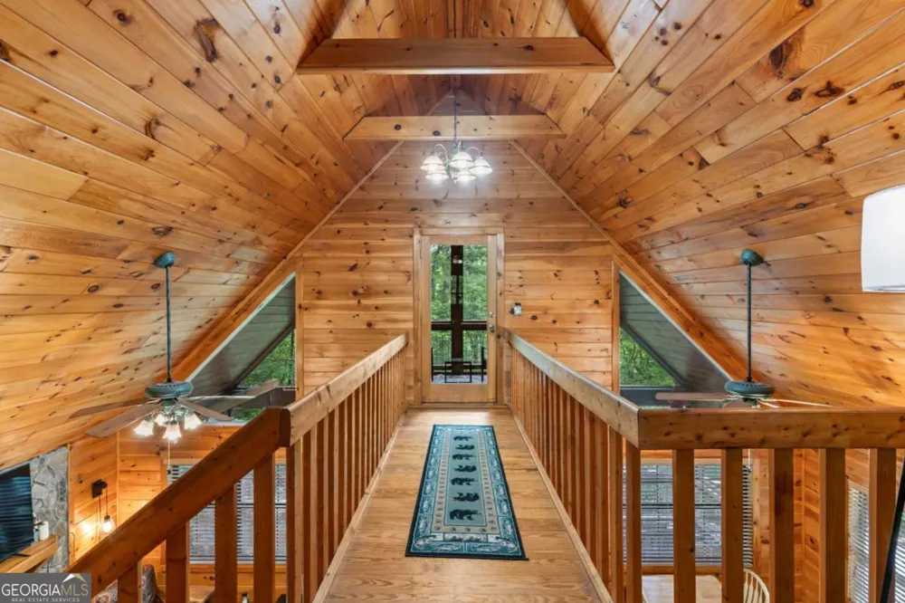 294 Oakwood TRL Mineral Bluff, GA 30559