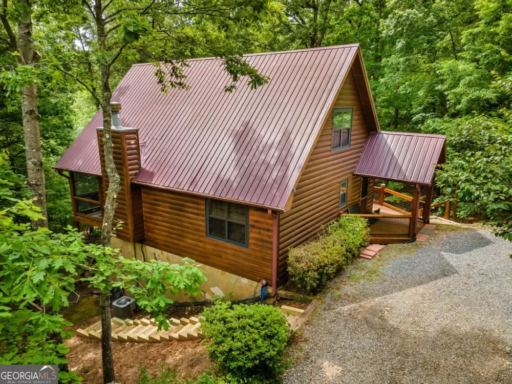 294 Oakwood TRL Mineral Bluff, GA 30559