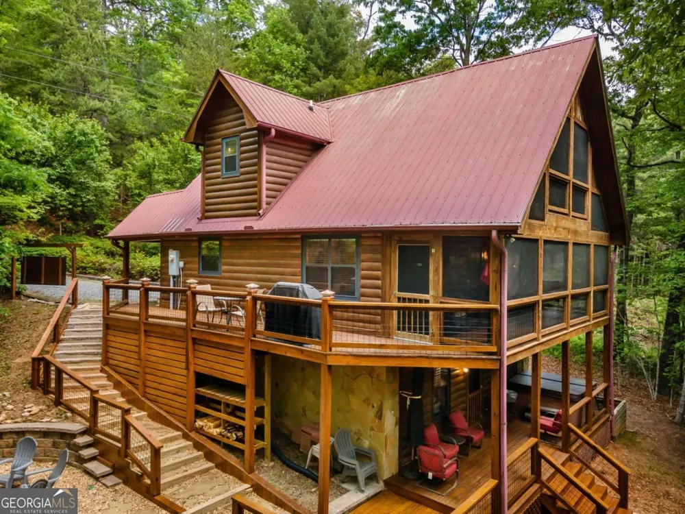 294 Oakwood TRL Mineral Bluff, GA 30559