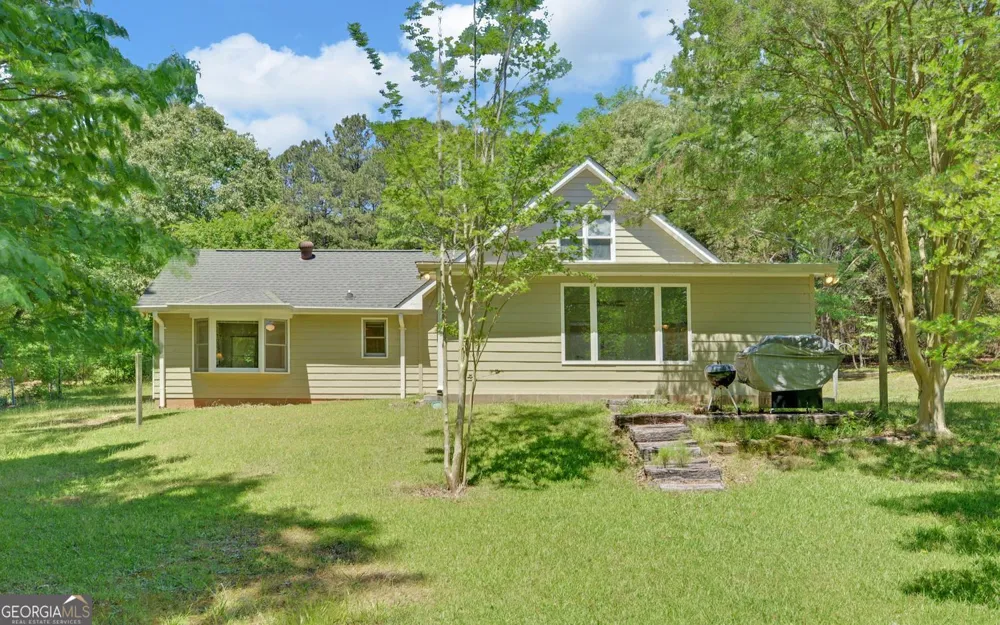 194 Harvey LN Lavonia, GA 30553