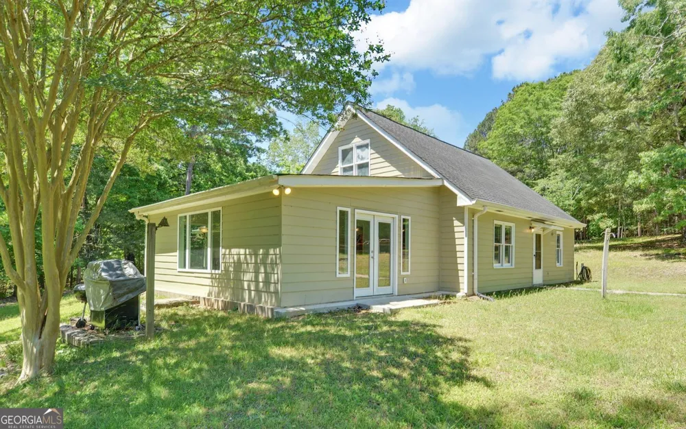 194 Harvey LN Lavonia, GA 30553