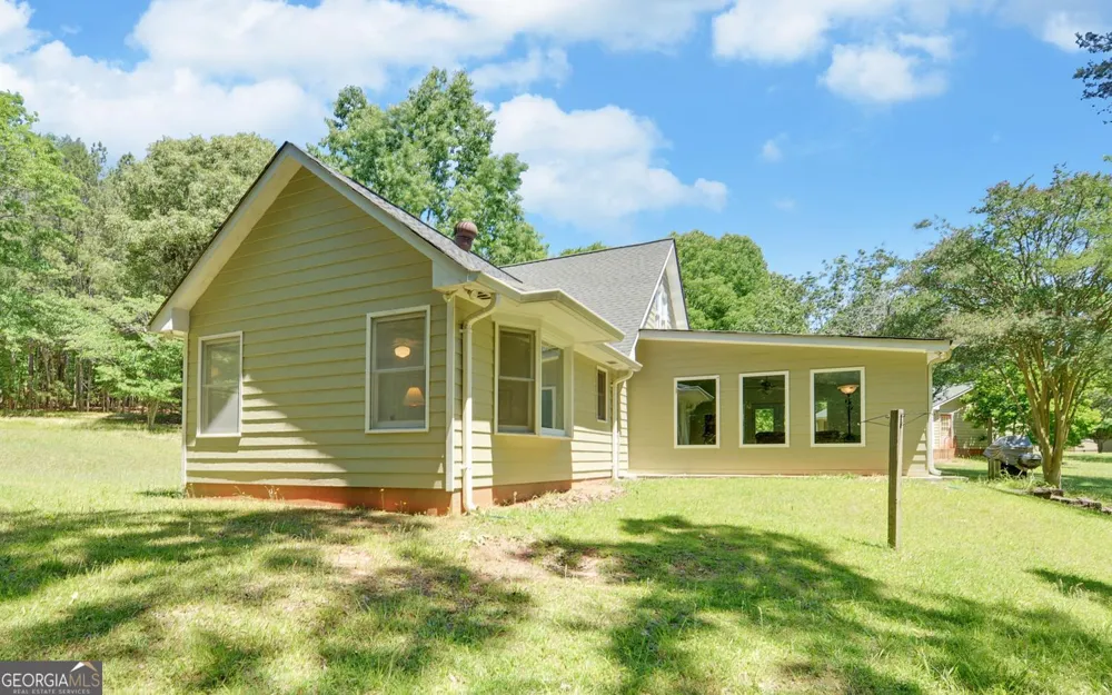194 Harvey LN Lavonia, GA 30553