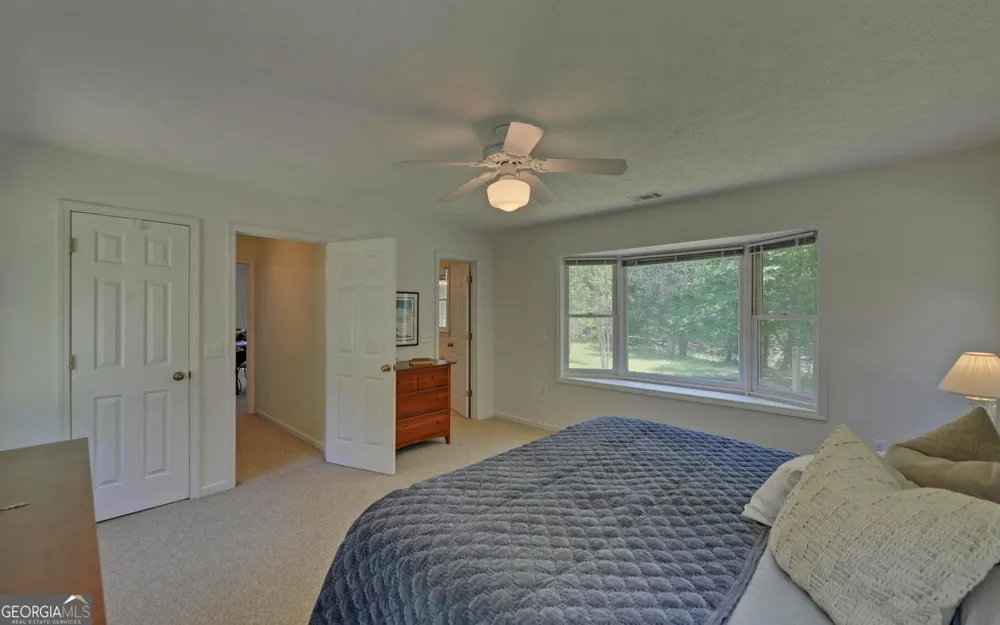 194 Harvey LN Lavonia, GA 30553