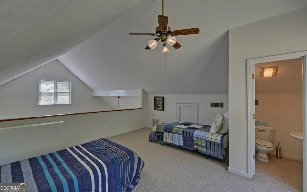 194 Harvey LN Lavonia, GA 30553