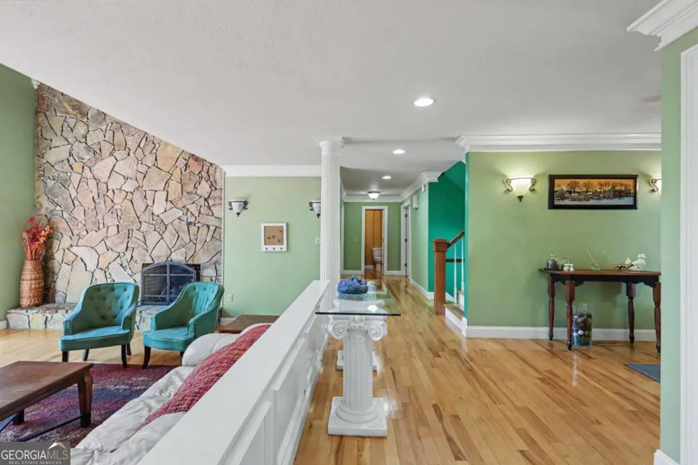 792 Bugscuffle RD Hiawassee, GA 30546