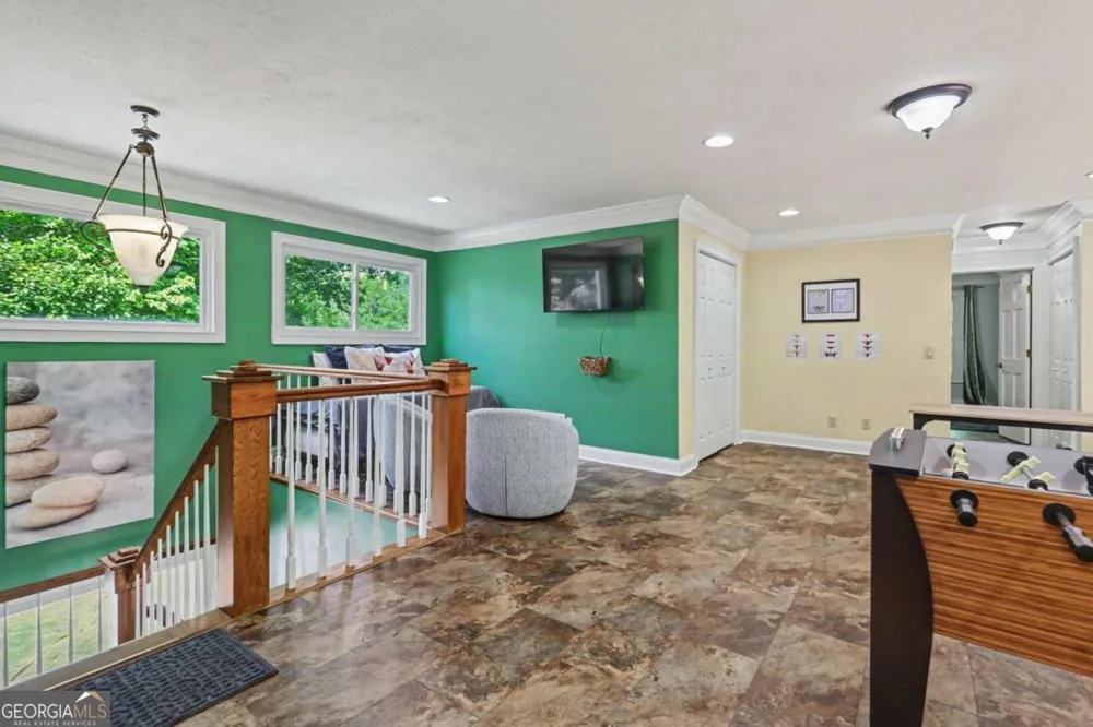 792 Bugscuffle RD Hiawassee, GA 30546
