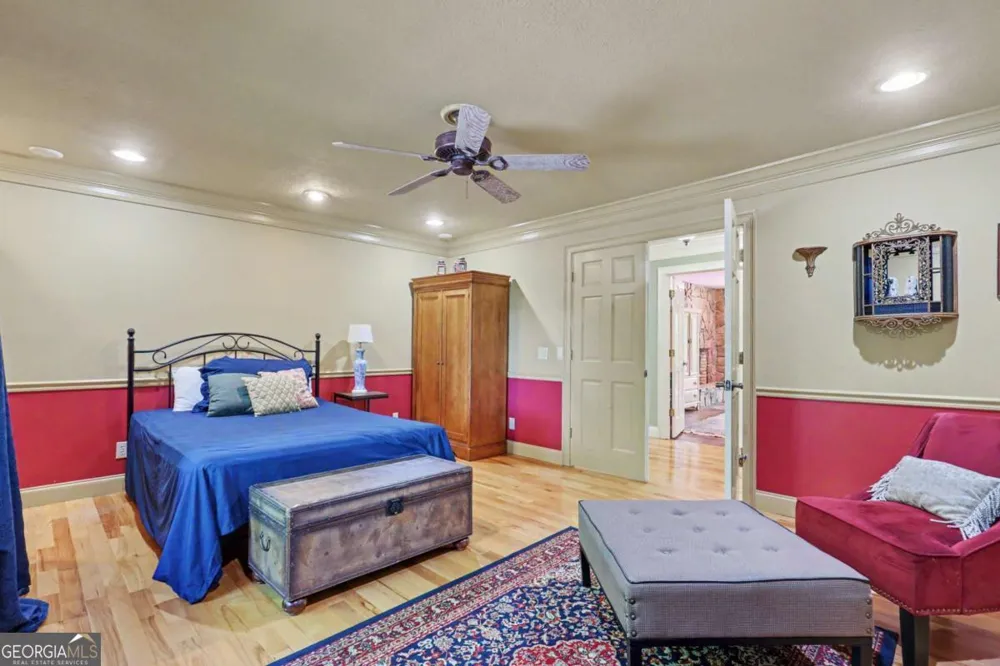 792 Bugscuffle RD Hiawassee, GA 30546