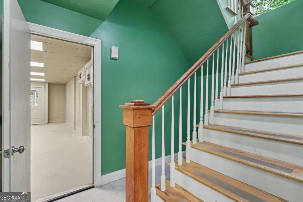 792 Bugscuffle RD Hiawassee, GA 30546