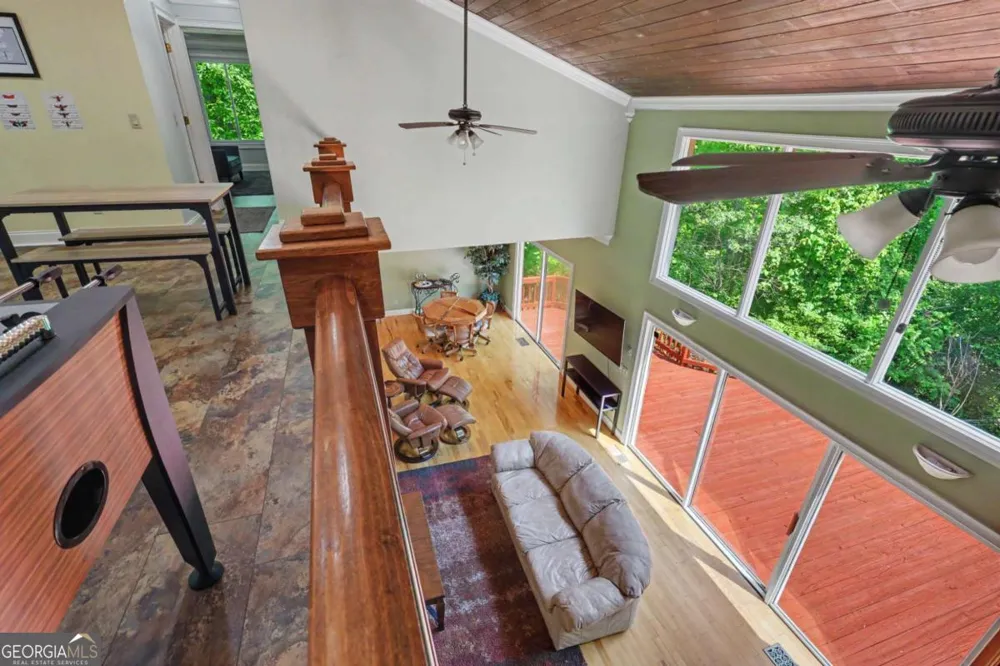 792 Bugscuffle RD Hiawassee, GA 30546