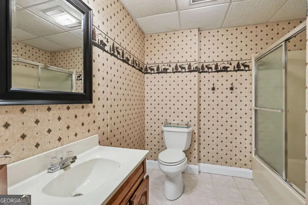 792 Bugscuffle RD Hiawassee, GA 30546