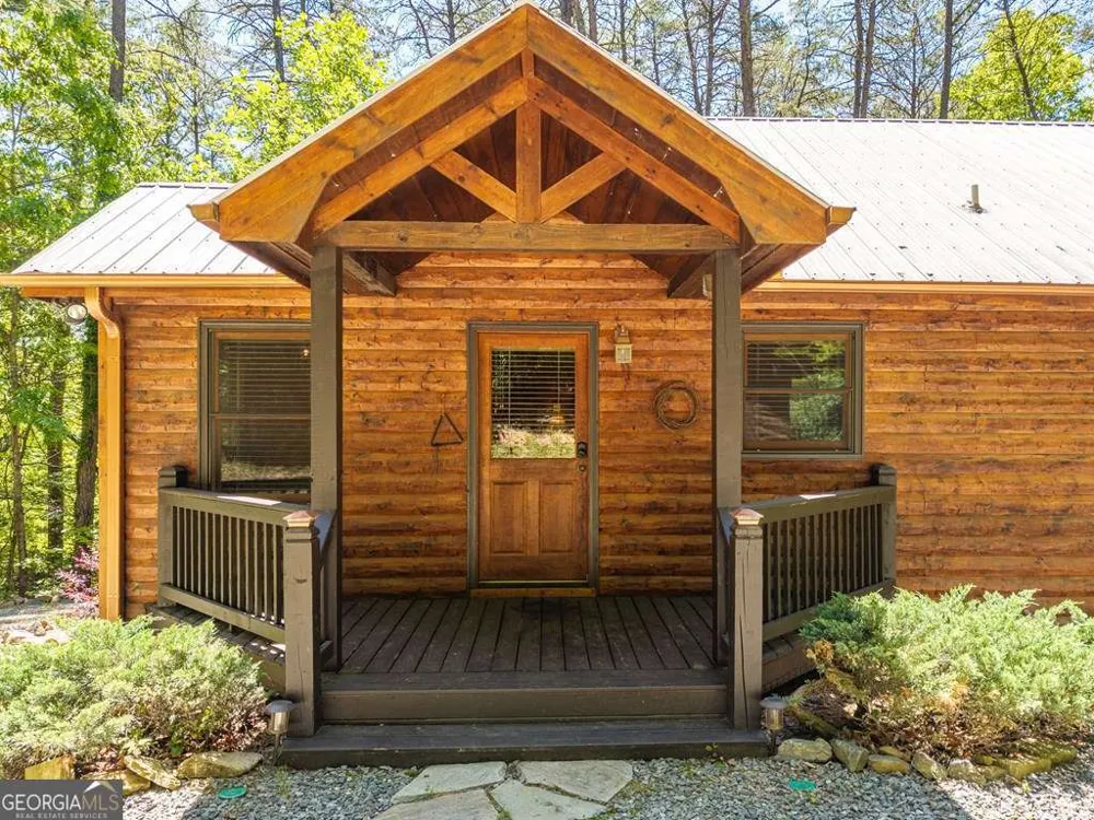 284 The Woods RD Mineral Bluff, GA 30559