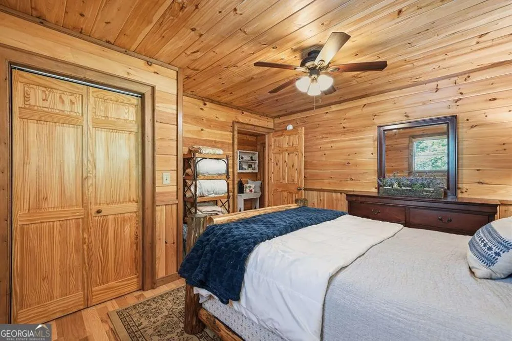 284 The Woods RD Mineral Bluff, GA 30559