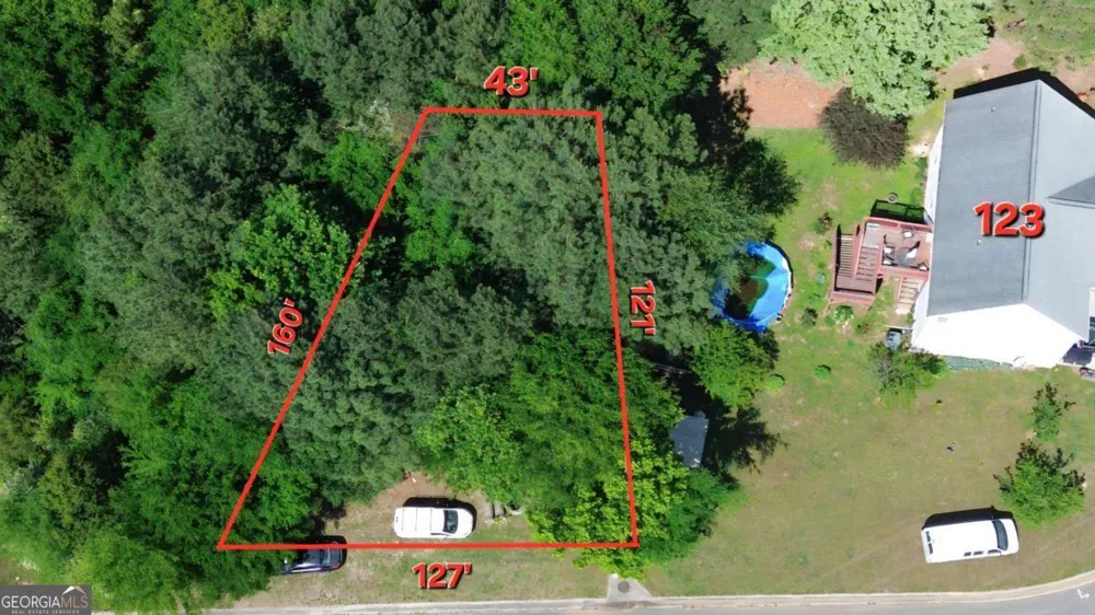 111 Jarrett DR Calhoun, GA 30701