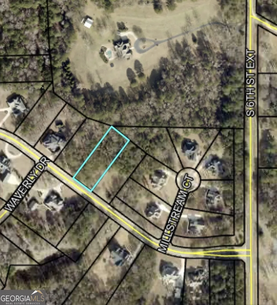 1013 Waverly DR Griffin, GA 30224