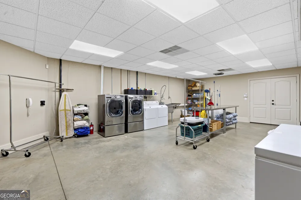 1955 Alec Mountain RD Clarkesville, GA 30523