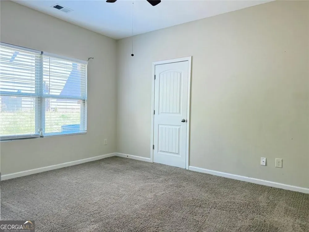1109 Sandy Bank CT Auburn, GA 30011