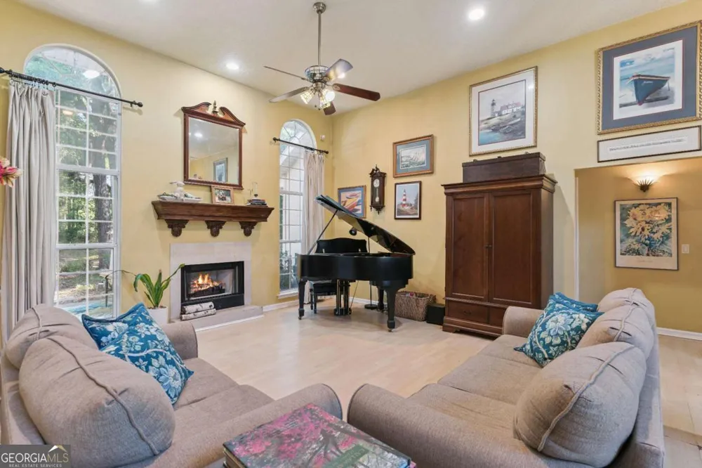 390 Harbor View DR Woodbine, GA 31569