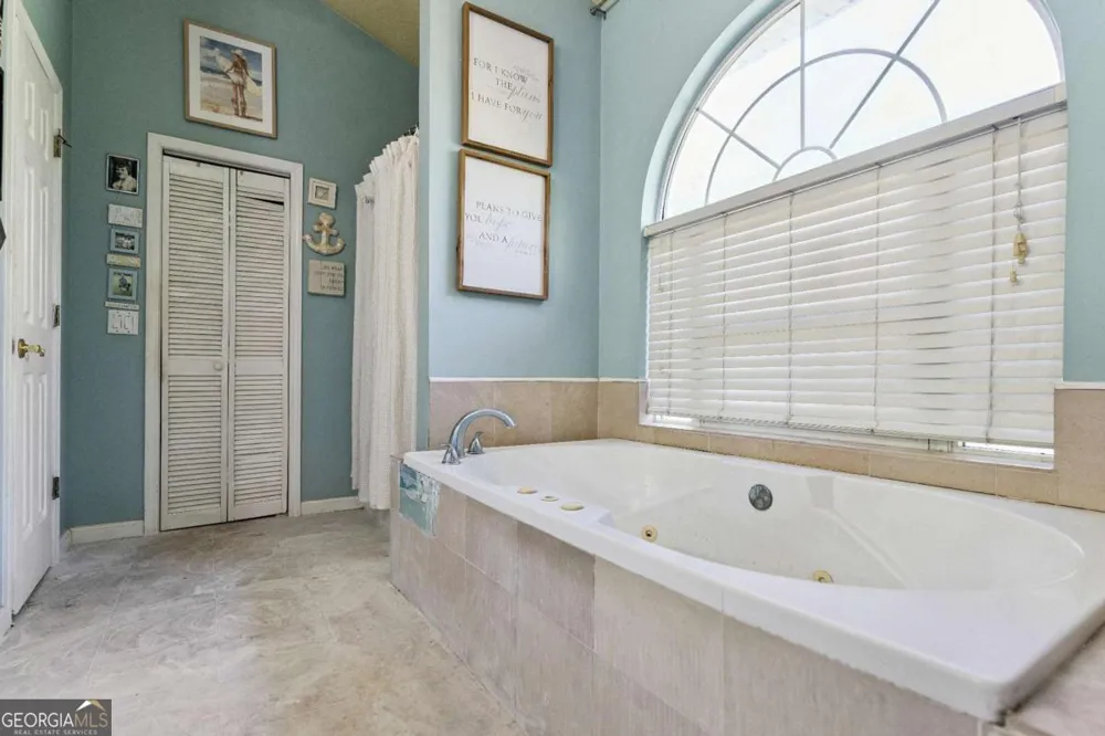 390 Harbor View DR Woodbine, GA 31569