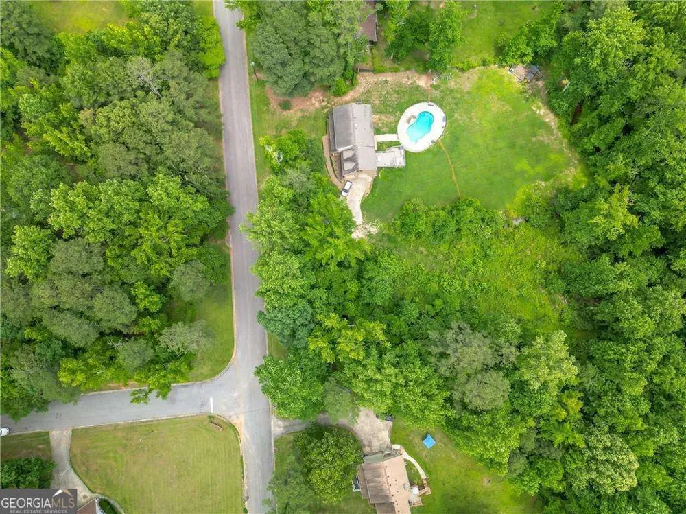 6990 Oak Leaf DR Fairburn, GA 30213