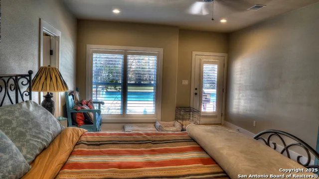 6454 Us Highway 83 Leakey, TX 78873