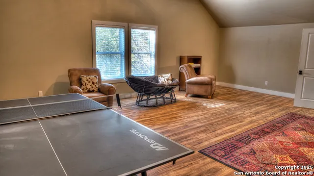 6454 Us Highway 83 Leakey, TX 78873