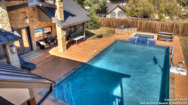 6454 Us Highway 83 Leakey, TX 78873