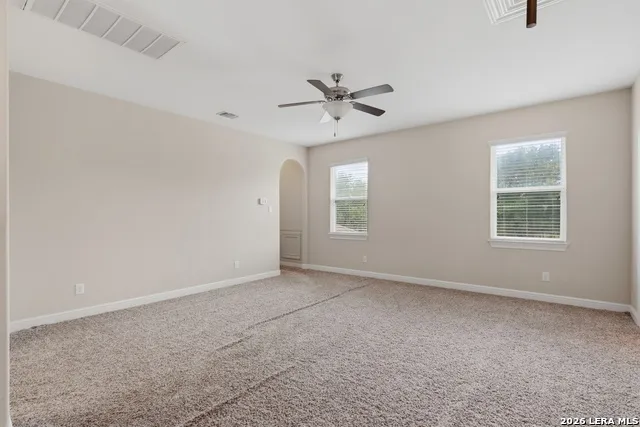 146 Sunrise Hill Castroville, TX 78009
